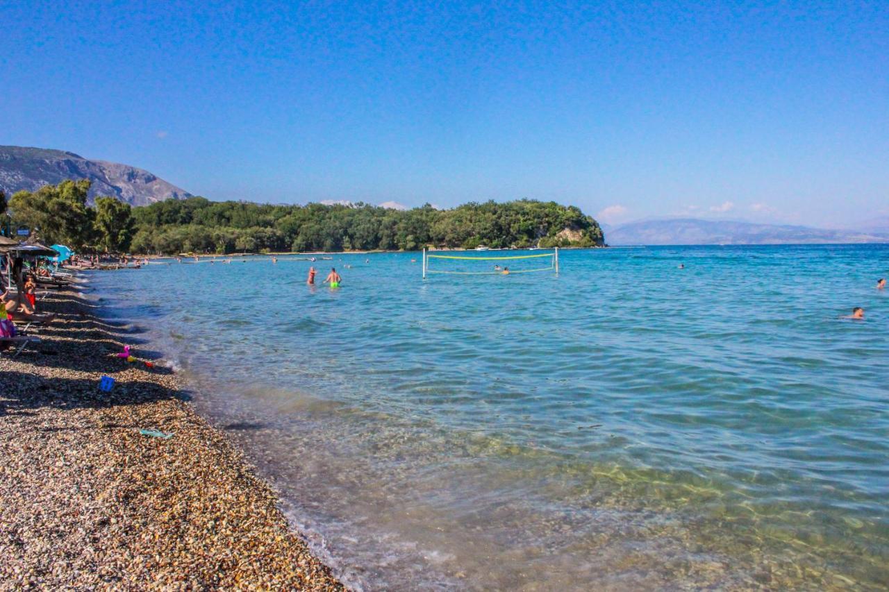Happy Camp Mobile Homes In Karda Kemping Corfu (city)